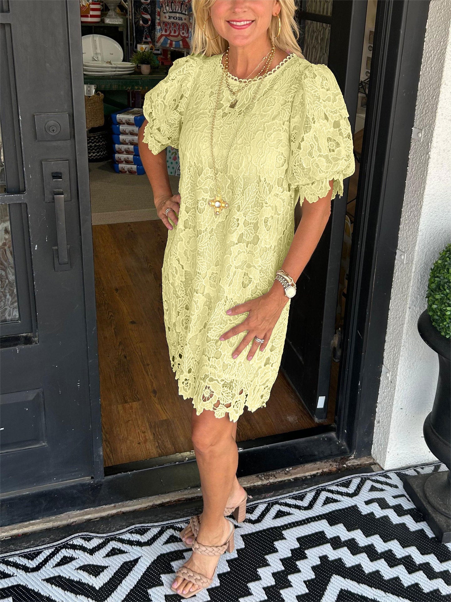 Elegant Comfy Lace Short Dress