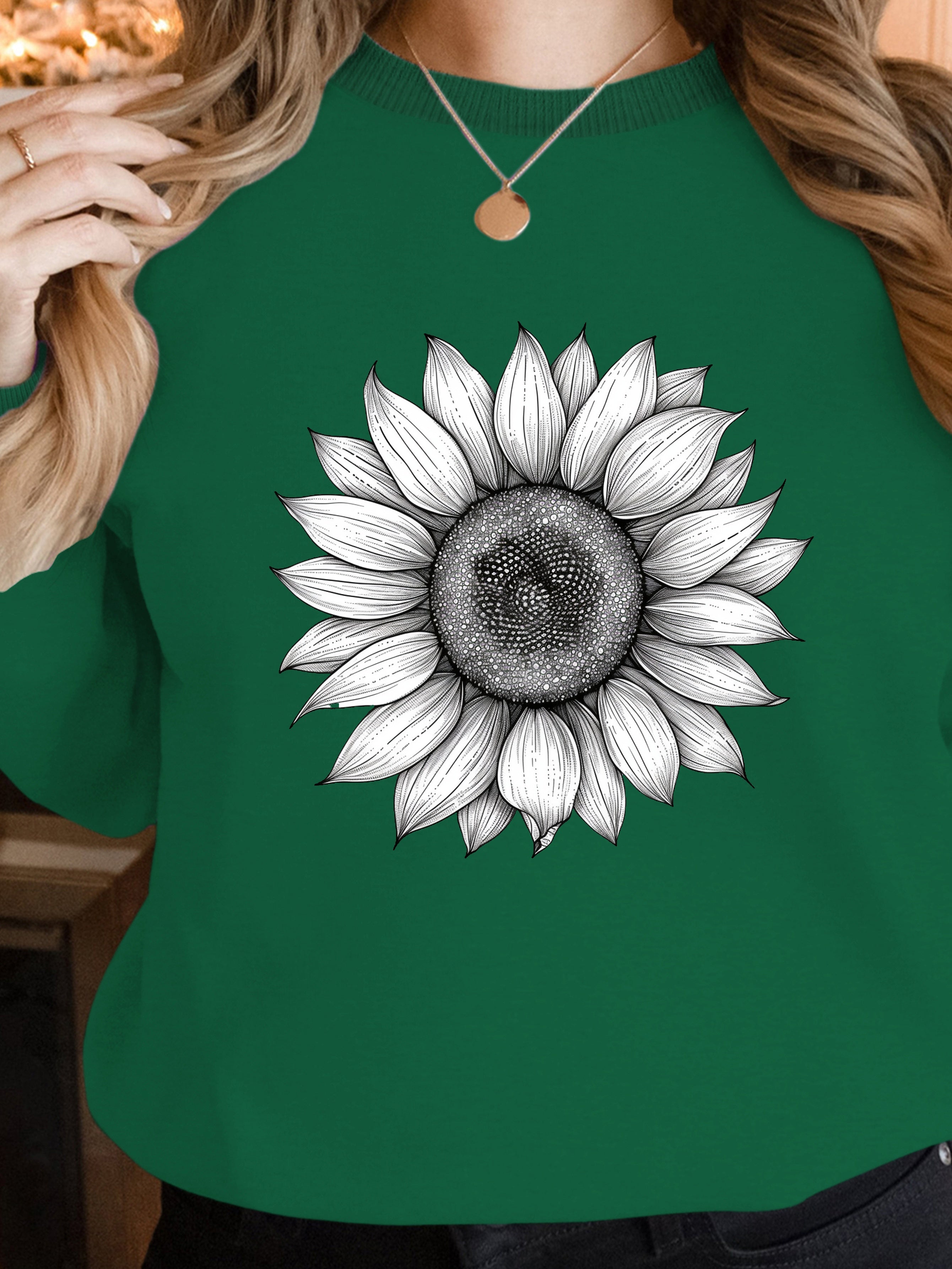 Detailed Sunflower Illustration women's sweatshirts