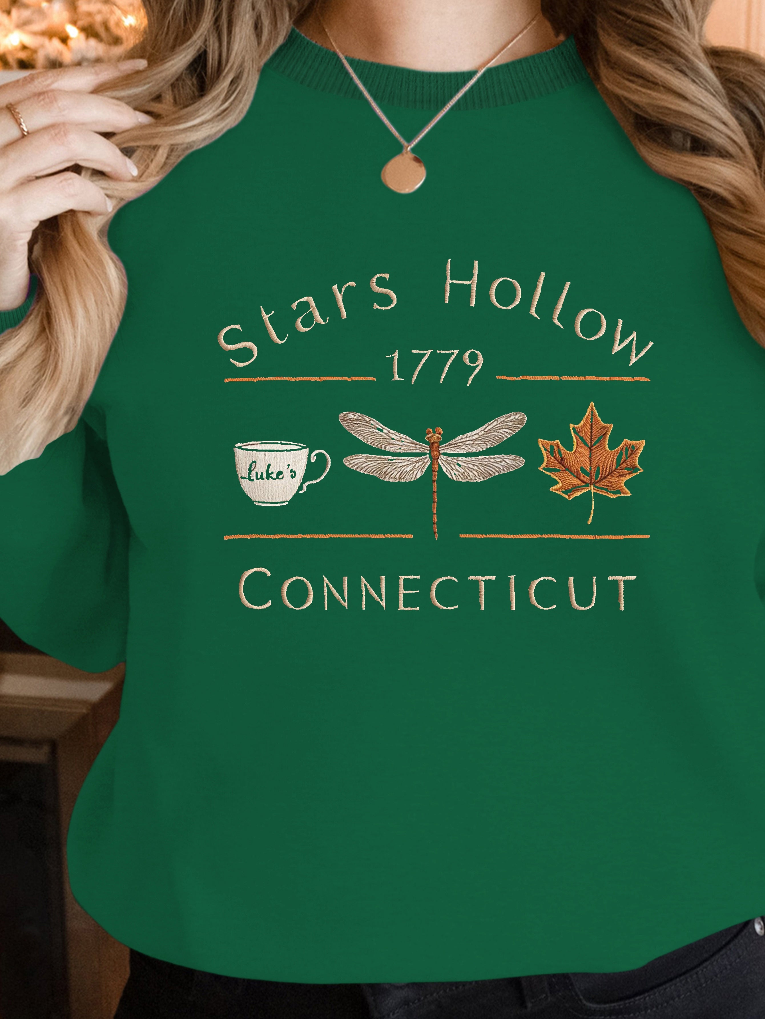 STARS HOLLOW illustration women's sweatshirts