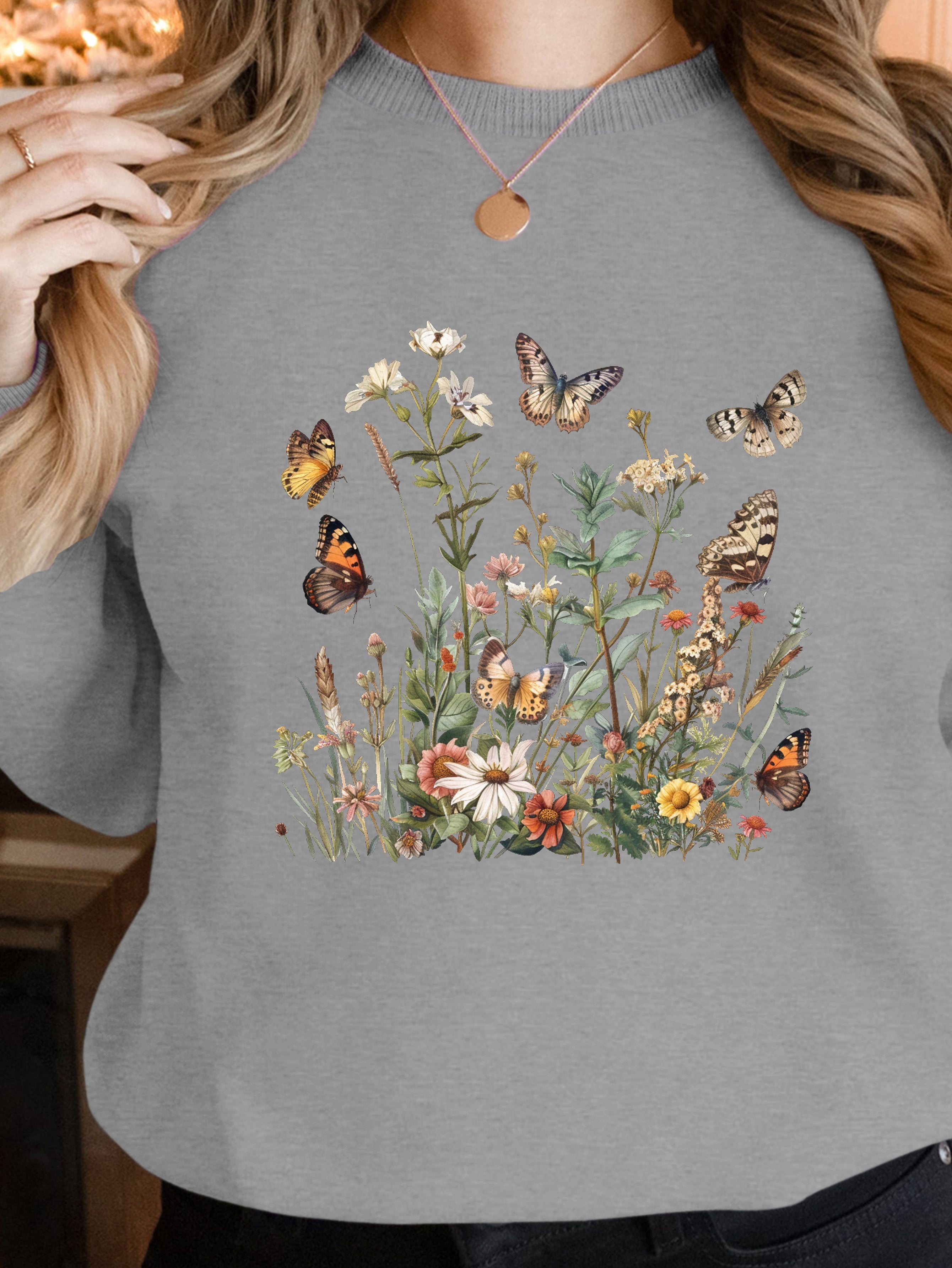 Botanical illustration with butterflies women's sweatshirts